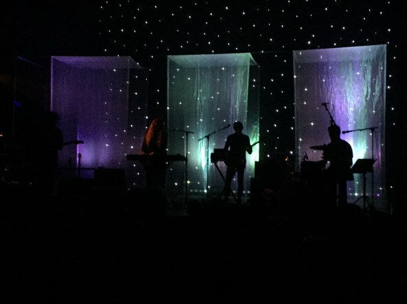 beach house in concert